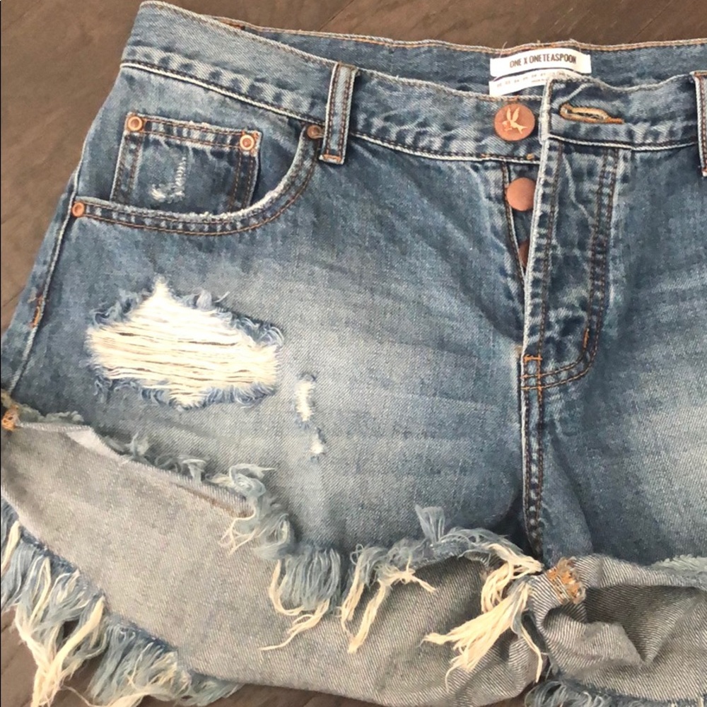 One Teaspoon bandits shorts.